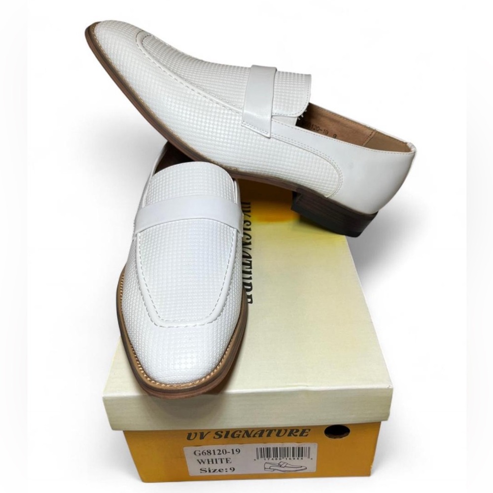 UV Signature White Loafer Dress Shoes - Men Size - Brand New